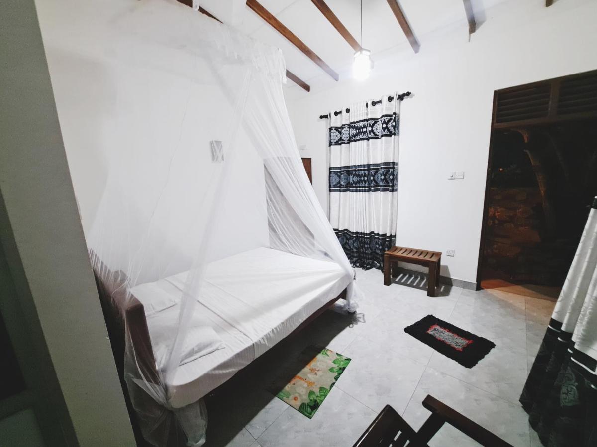 Guruge Guest House 아항가마 외부 사진